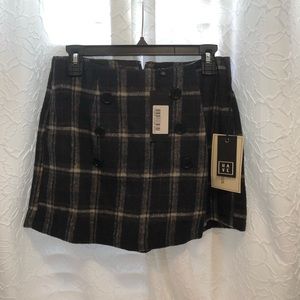 Priceless Lulu navy plaid skort